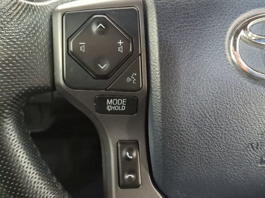 Used 2020 Toyota Tacoma TRD Sport image 27