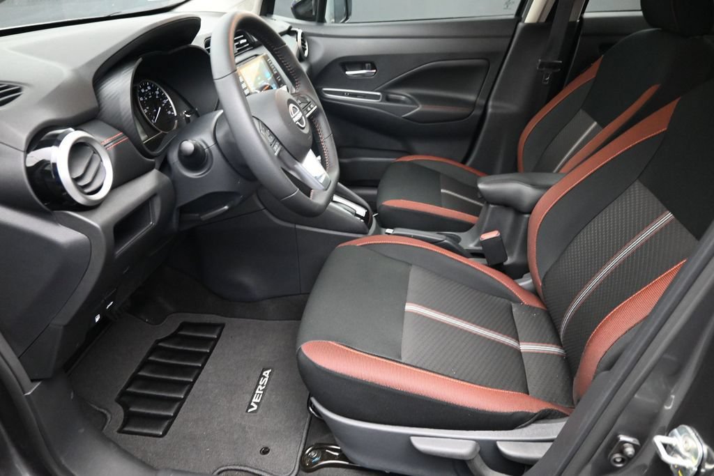 Certified 2025 Nissan Versa SR w/ Trunk Package FWD image 18