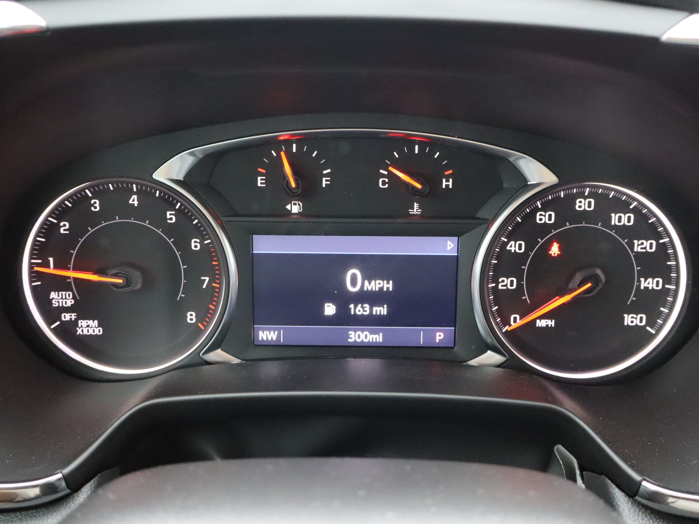 Used 2025 Chevrolet Blazer LT FWD image 23