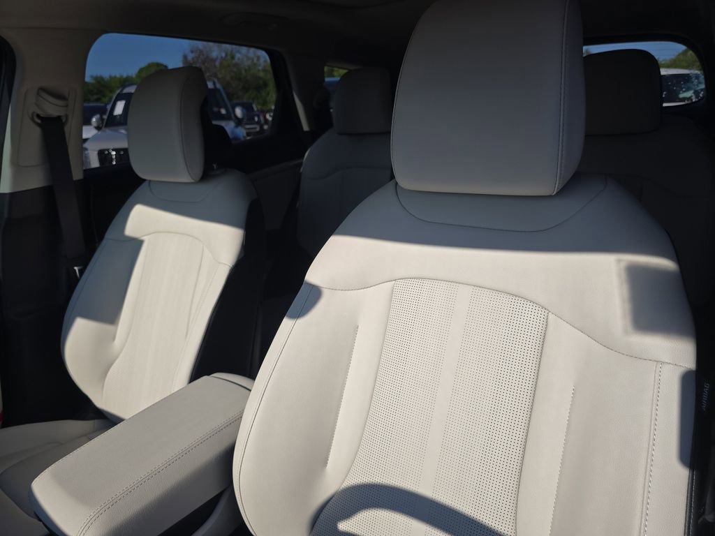 New 2026 Kia Sportage EX w/ EX Panorama Roof Package image 23