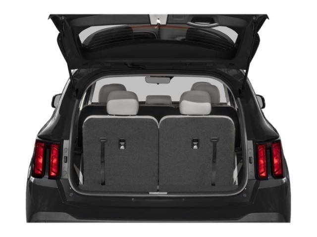 Used 2024 Kia Sorento S image 15