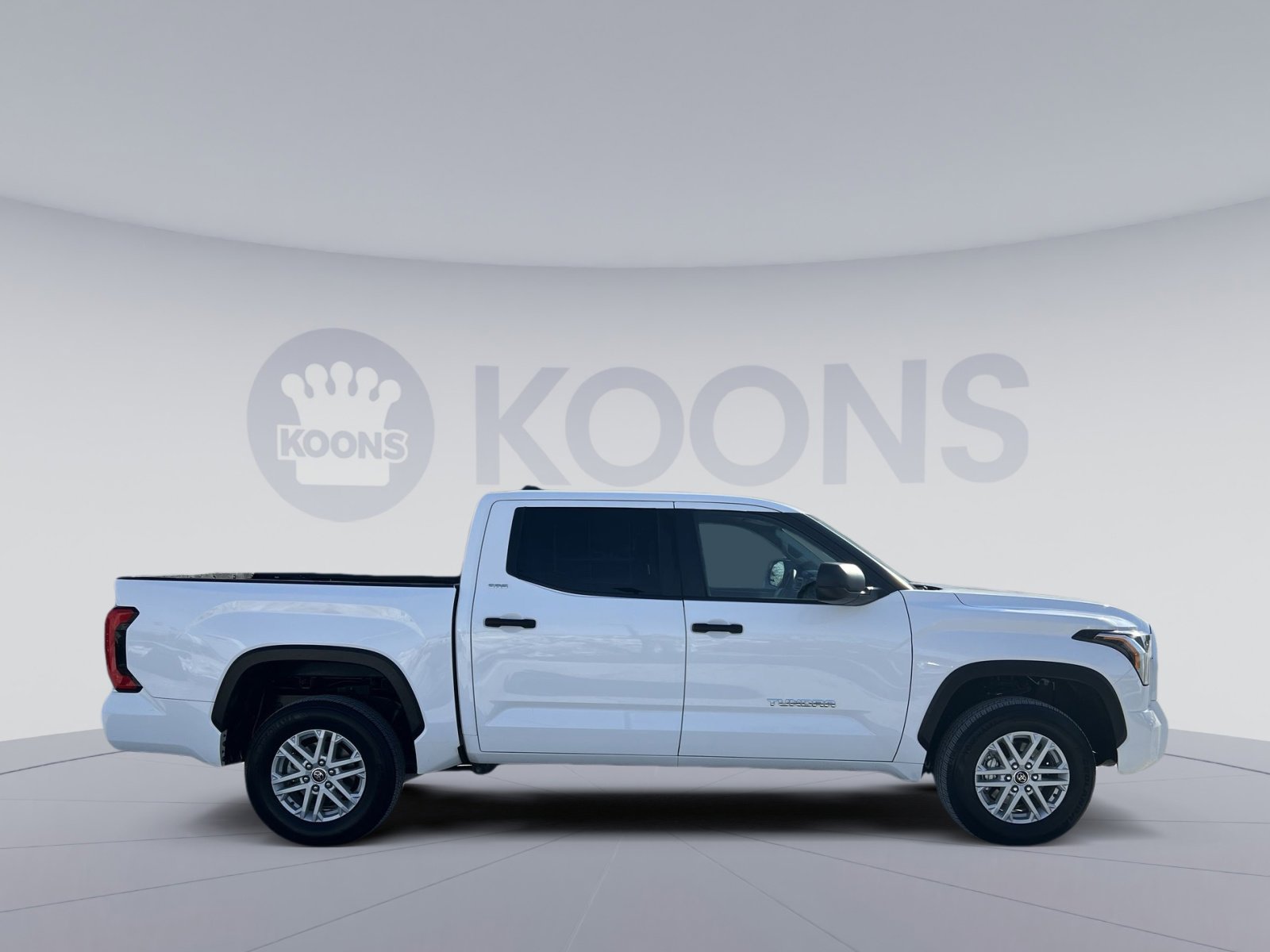 Used 2024 Toyota Tundra SR5 image 8
