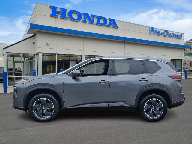 Used 2025 Nissan Rogue SV AWD/4WD image 7