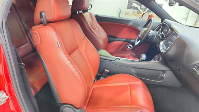 Used 2015 Dodge Challenger R/T Plus RWD image 24