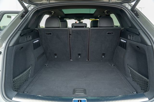 Used 2024 Audi SQ5 Premium Plus image 17