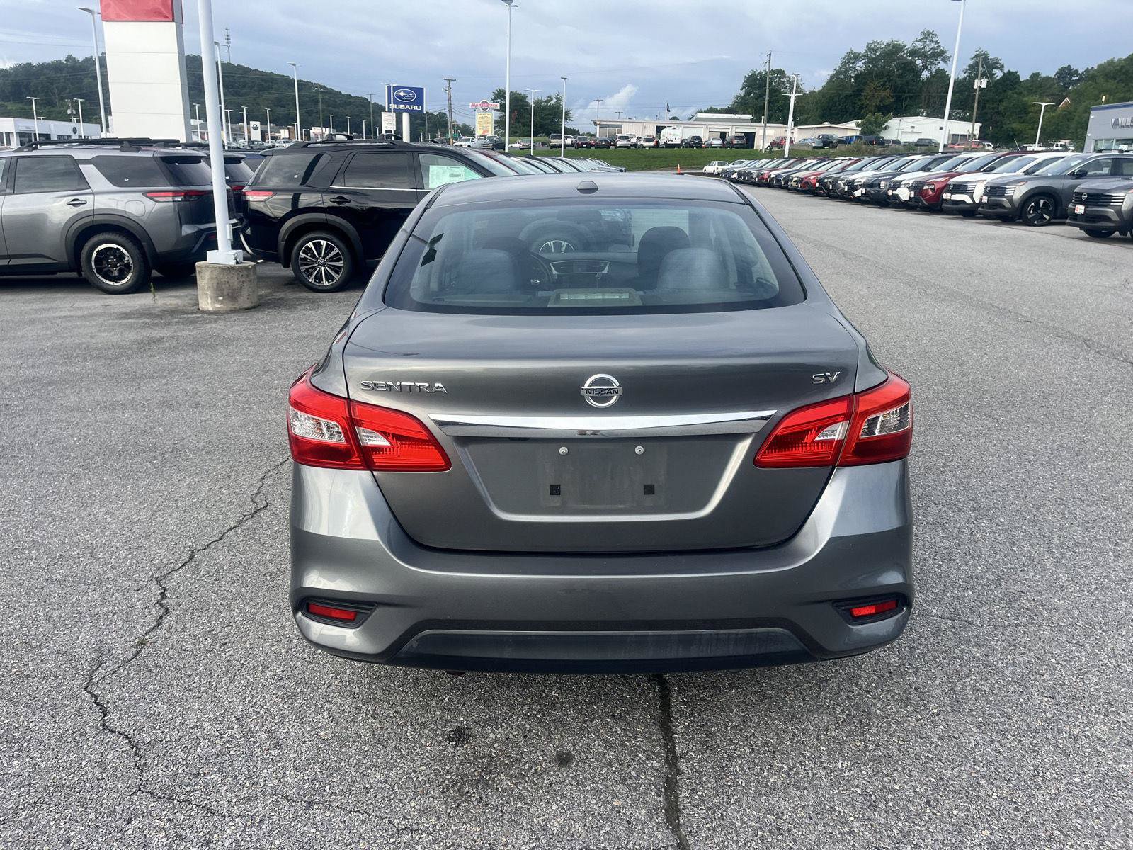 Used 2019 Nissan Sentra SV FWD image 6