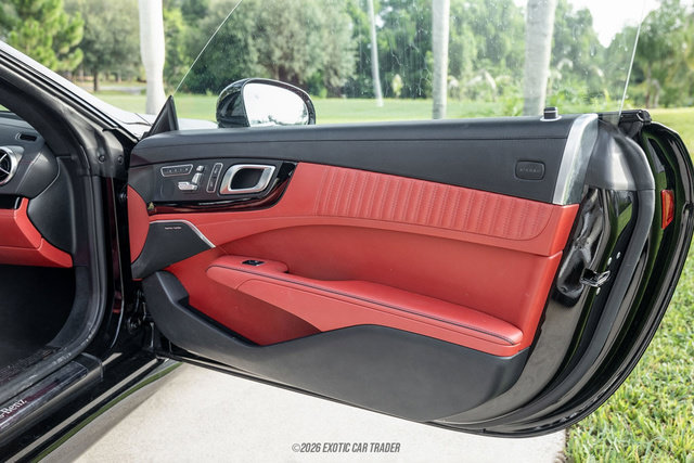 Used 2016 Mercedes-Benz SL 550 image 43