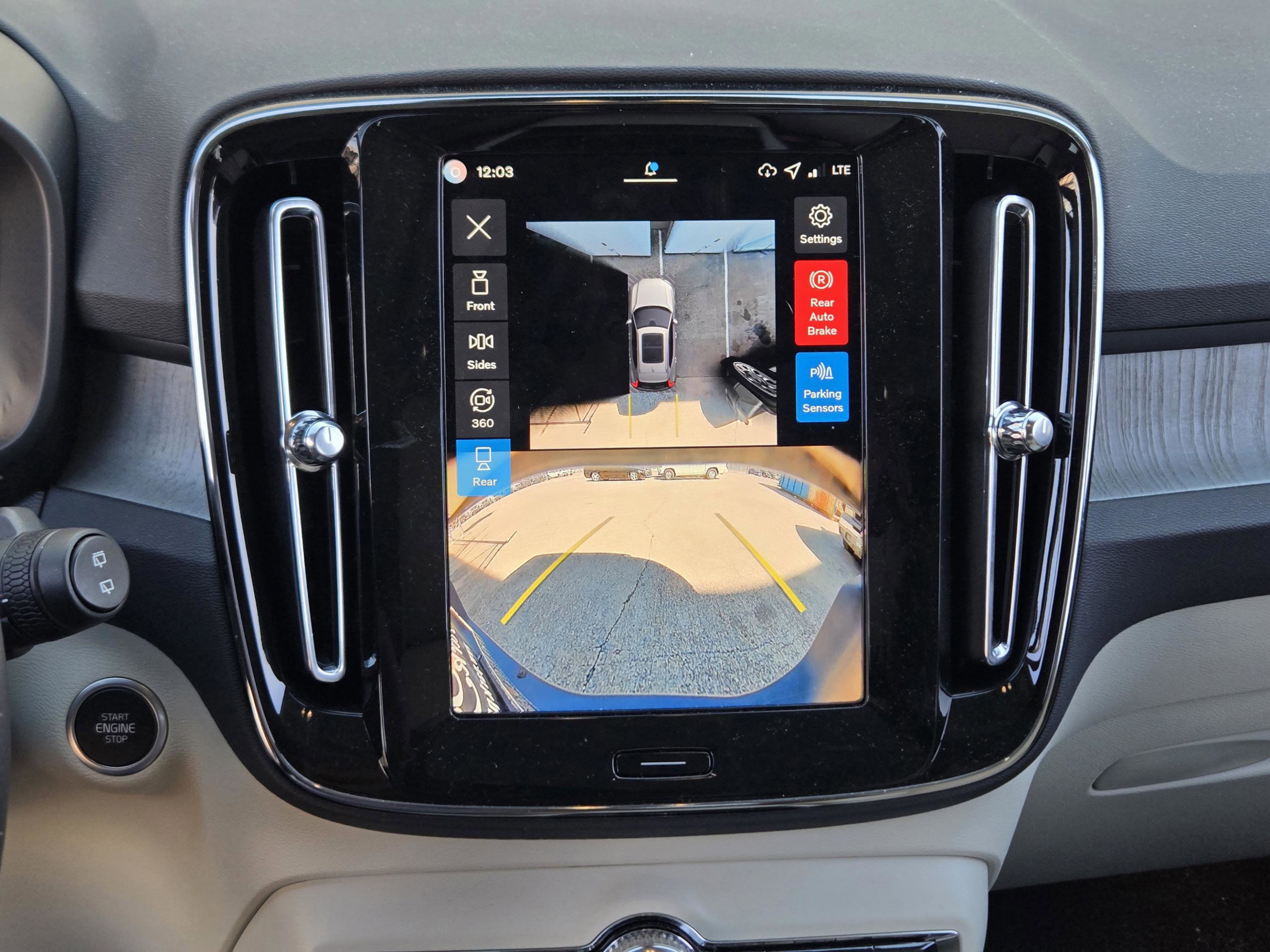 Used 2026 Volvo XC40 B5 Plus w/ Protection Package Premier image 16