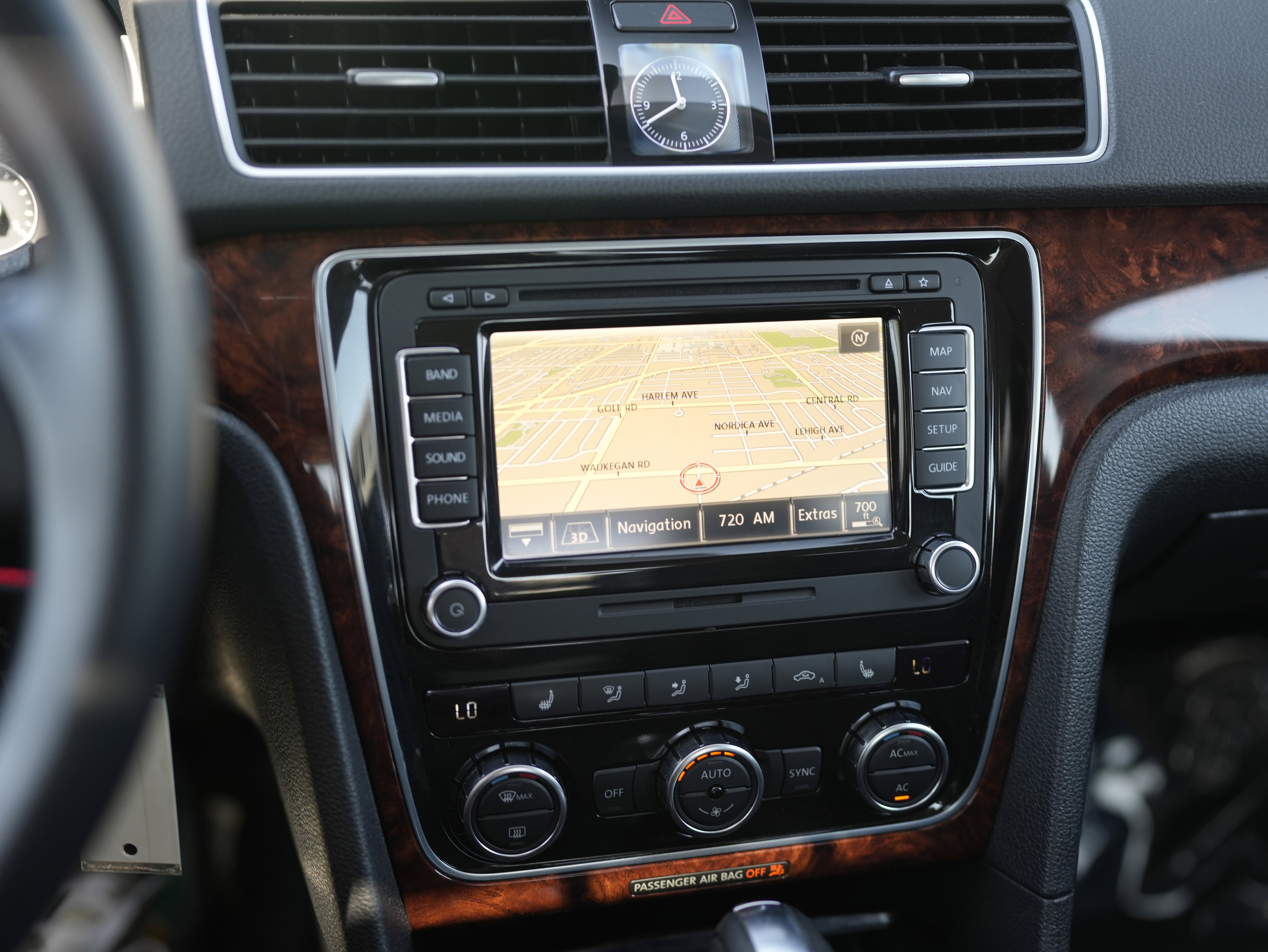 Used 2012 Volkswagen Passat 2.5 SEL image 15