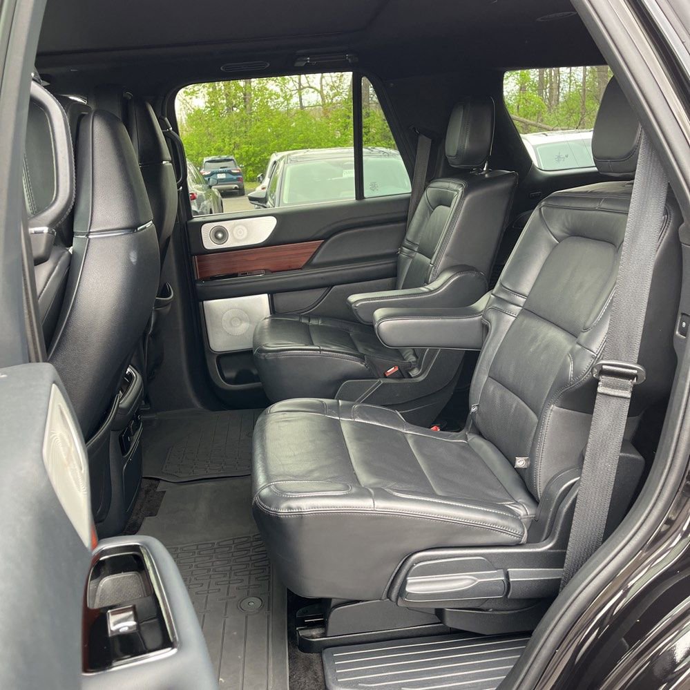 Used 2022 Lincoln Navigator Reserve AWD/4WD image 10