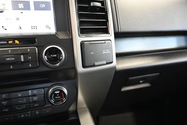 Used 2018 Ford F150 Lariat w/ Equipment Group 502A Luxury AWD/4WD image 22