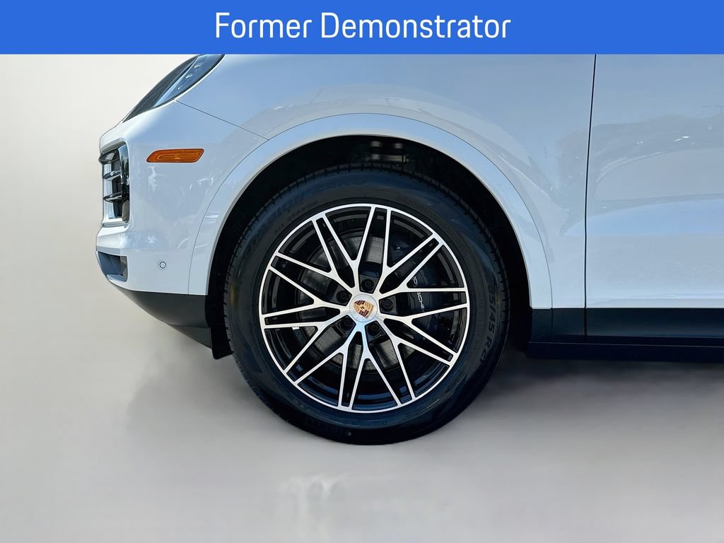 New 2026 Porsche Cayenne Coupe AWD/4WD image 33