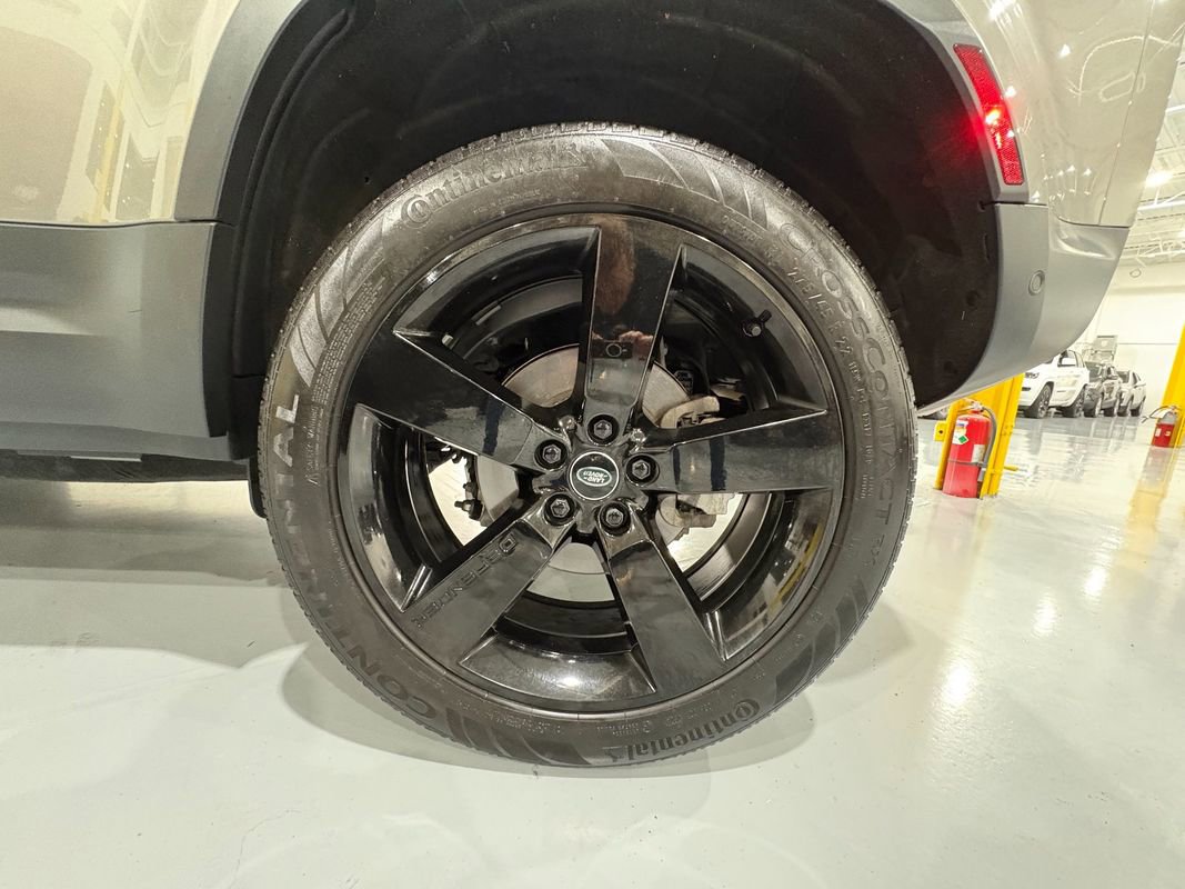 Used 2024 Land Rover Defender 110 S image 53