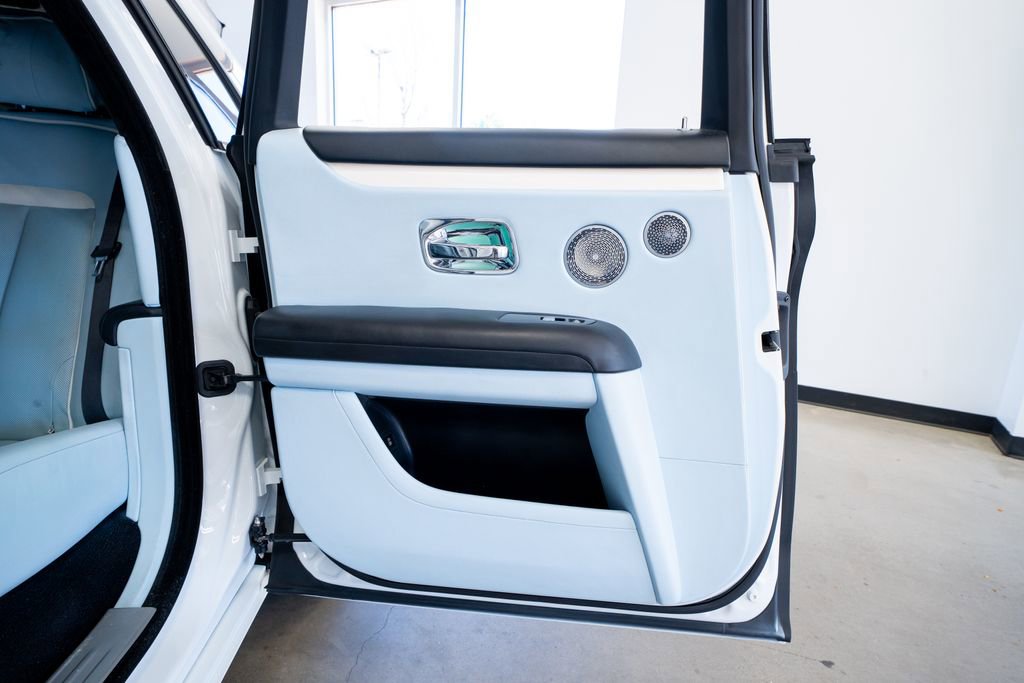 Used 2022 Rolls-Royce Ghost image 45