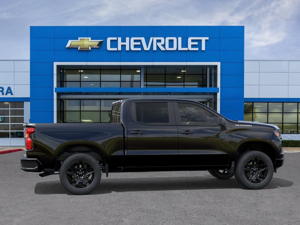 New 2026 Chevrolet Silverado 1500 Custom RWD image 5