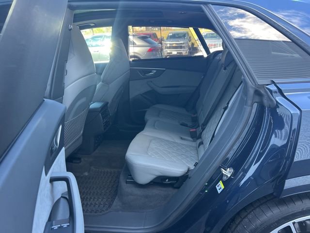Used 2024 Audi SQ8 Premium Plus image 33