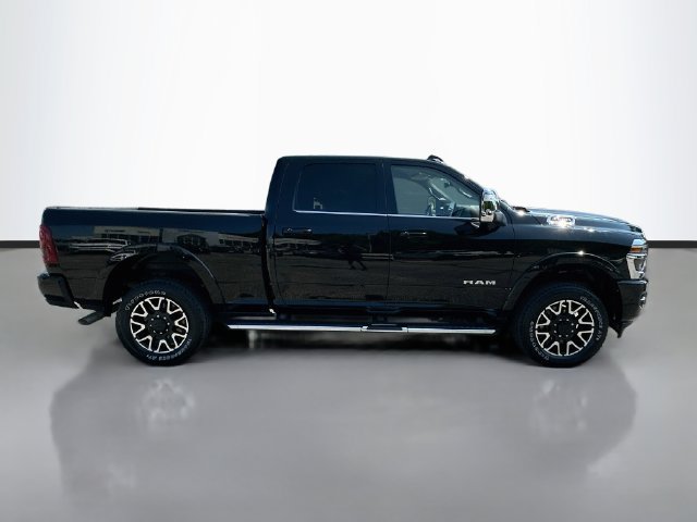 Used 2025 RAM 3500 Longhorn w/ Towing Technology Group AWD/4WD image 5
