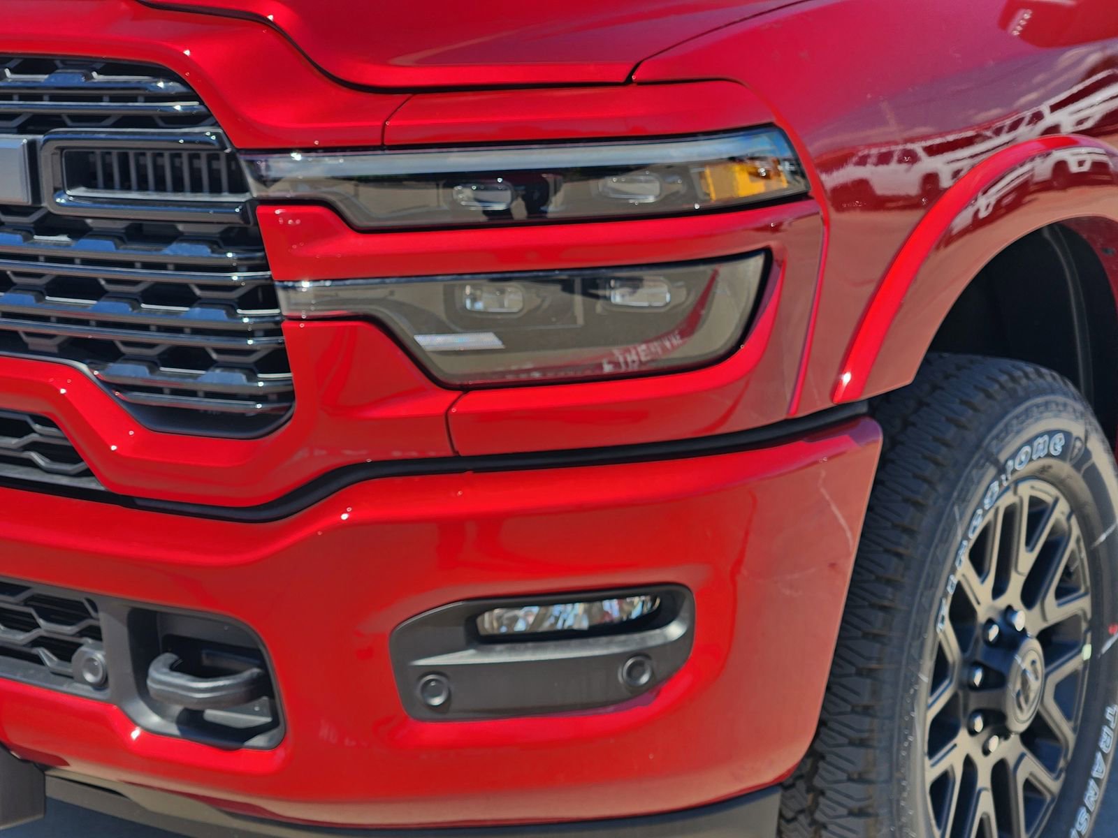 New 2026 RAM 2500 Limited AWD/4WD image 9