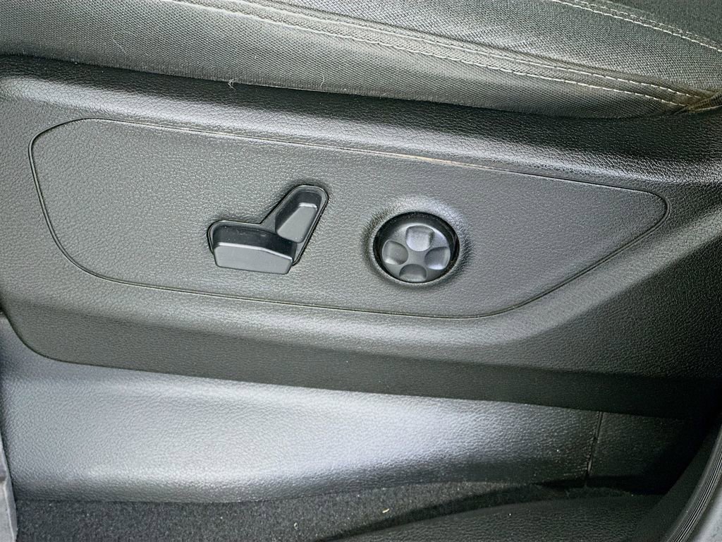 Used 2019 RAM 1500 Big Horn image 21