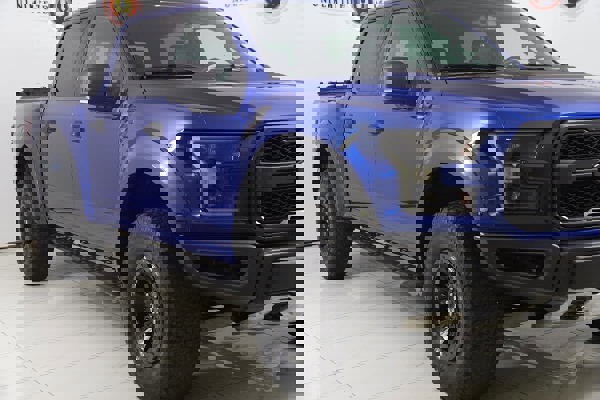 Used 2017 Ford F150 Raptor w/ Equipment Group 801A Mid image 43