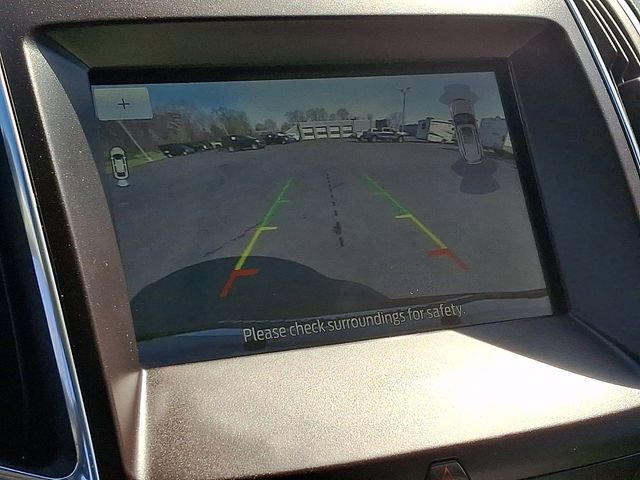 Used 2020 Ford Edge Titanium w/ Equipment Group 301A image 4