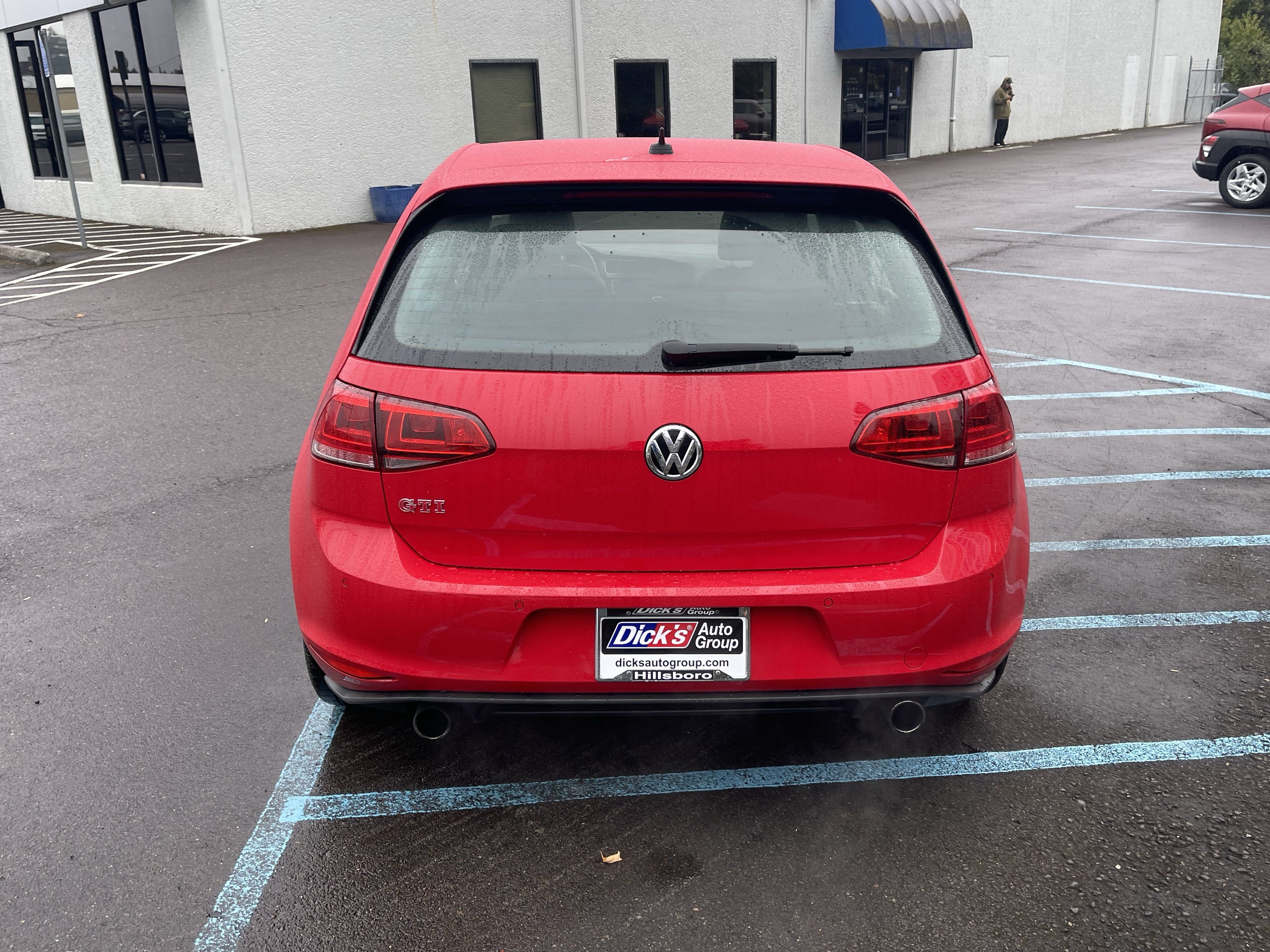 Used 2016 Volkswagen GTI SE w/ Driver Assistance Package FWD image 4