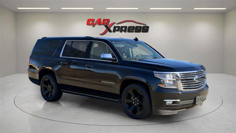 Used 2017 Chevrolet Suburban Premier image 6