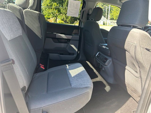 Used 2022 Ford F150 XLT w/ Equipment Group 302A High AWD/4WD image 19