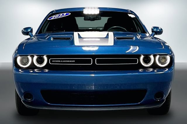 Used 2023 Dodge Challenger SXT RWD image 2