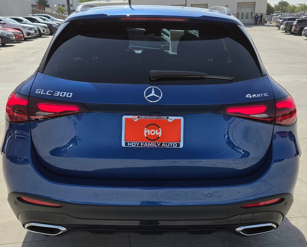 Used 2023 Mercedes-Benz GLC 300 4MATIC image 8