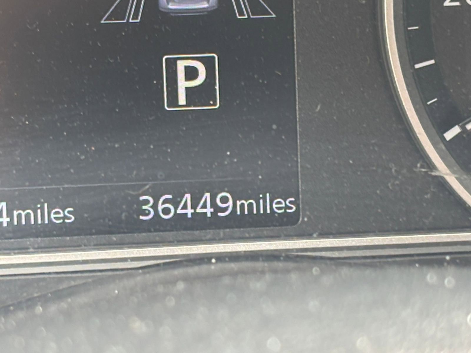 Used 2025 Nissan Versa SV FWD image 38