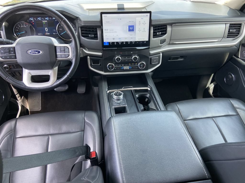 Used 2022 Ford Expedition XLT RWD image 17