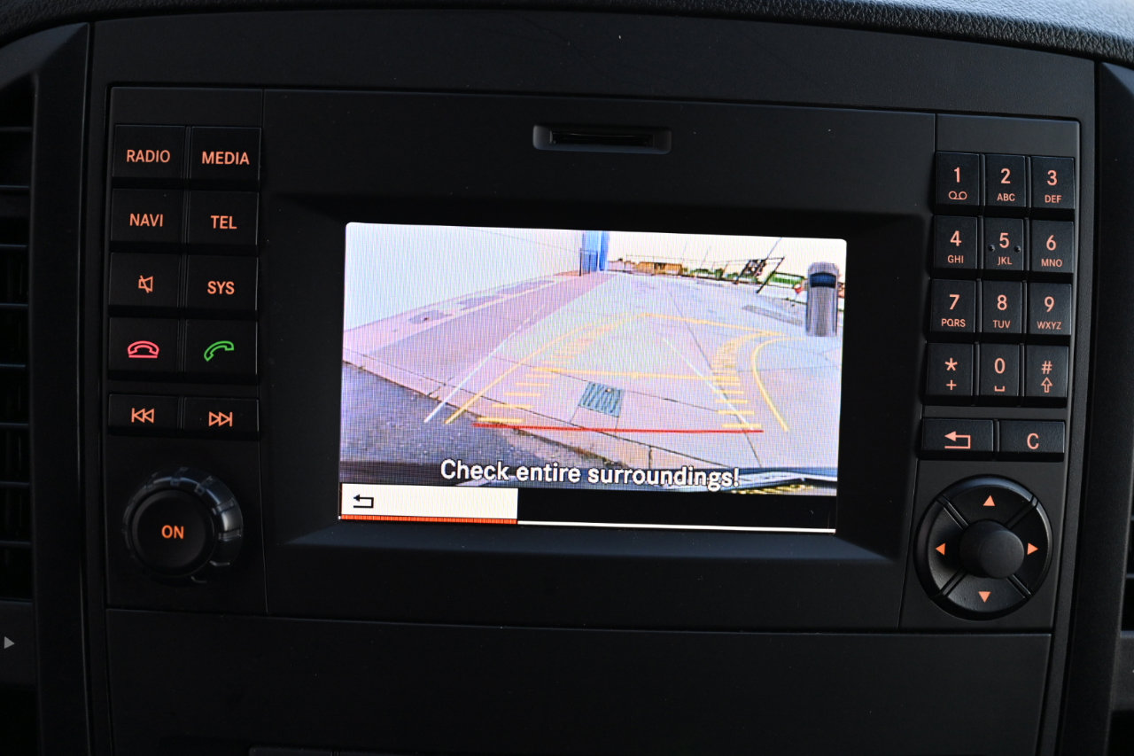 Used 2018 Mercedes-Benz Metris Passenger image 16