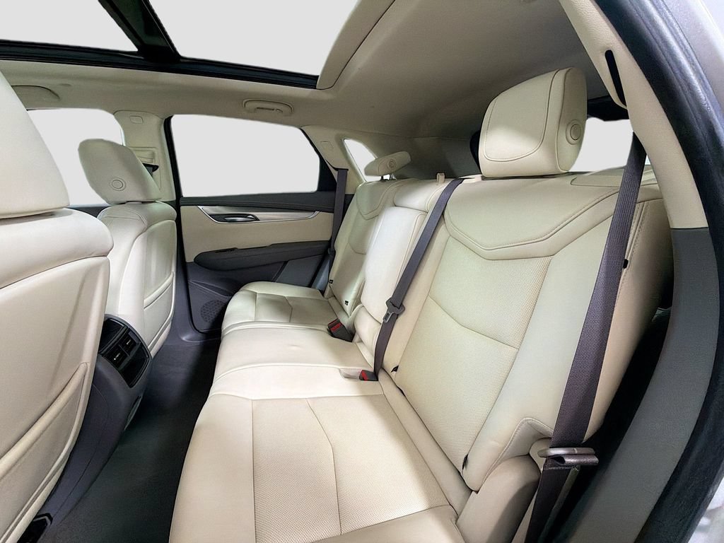 Used 2018 Cadillac XT5 Luxury AWD/4WD image 26