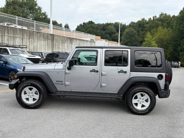 Used 2018 Jeep Wrangler Unlimited Sport S AWD/4WD image 4
