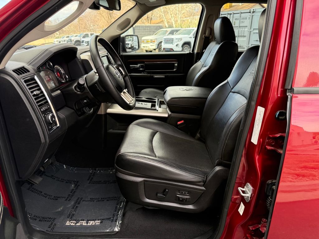 Used 2013 RAM 1500 Laramie w/ Convenience Group image 29