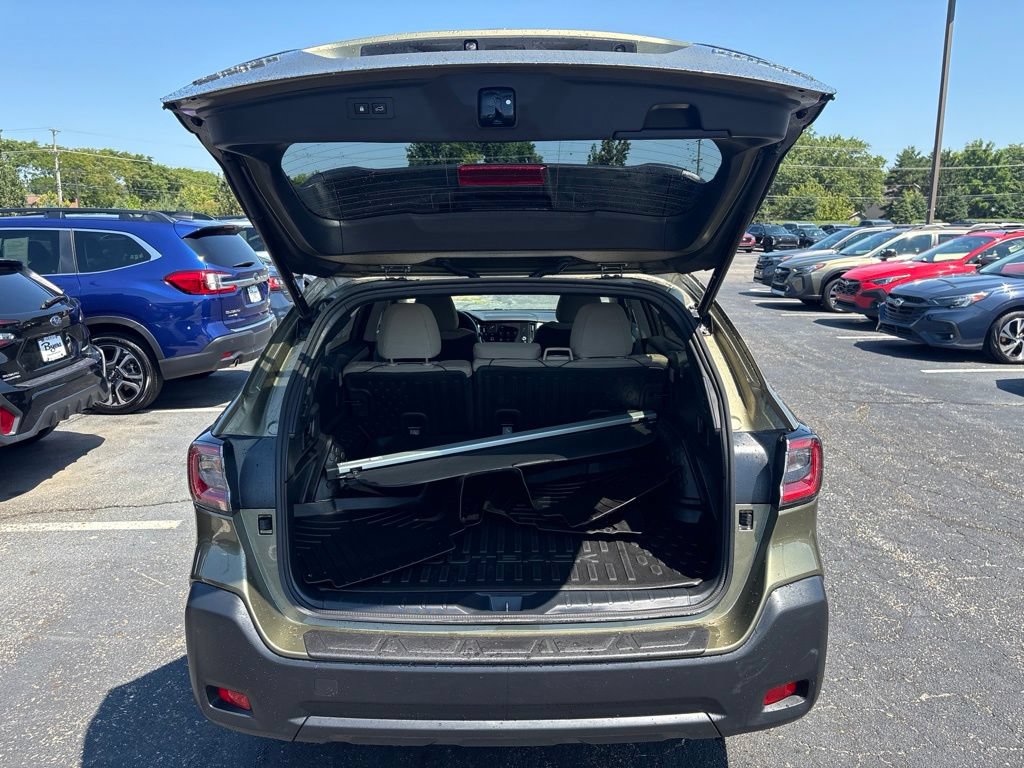Certified 2023 Subaru Outback Premium AWD/4WD image 8