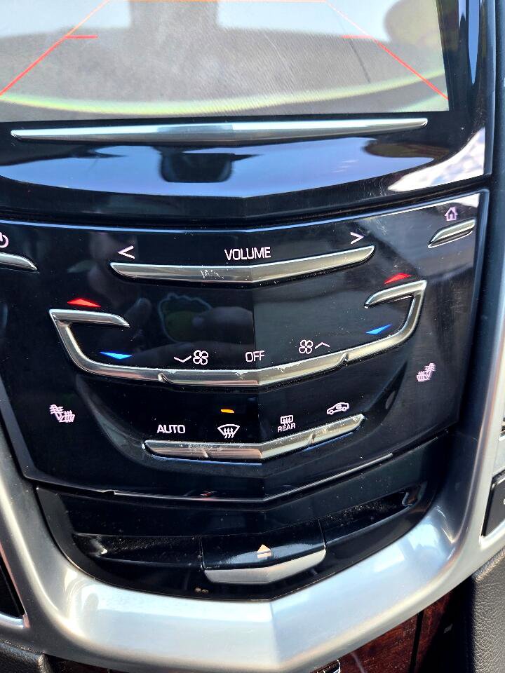 Used 2013 Cadillac SRX Luxury image 25