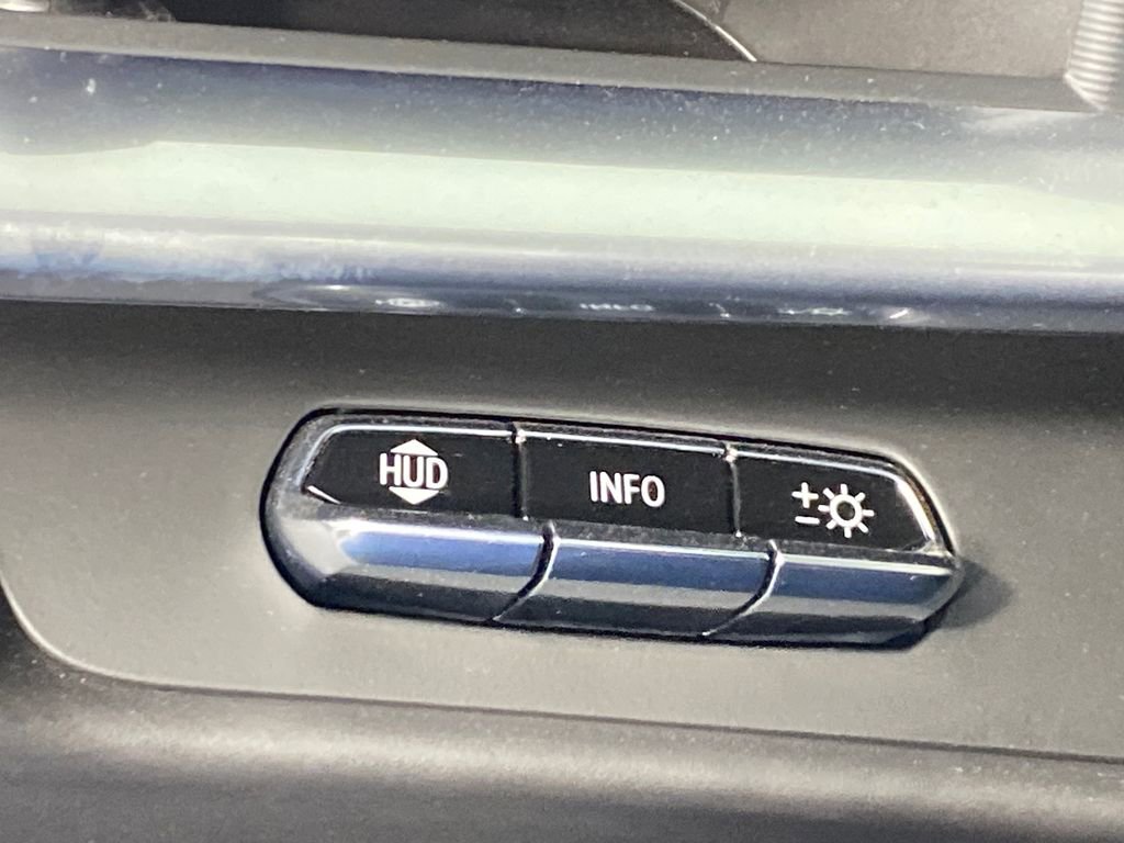 Used 2021 Chevrolet Corvette Stingray Premium Cpe w/ Z51 Performance Package image 28