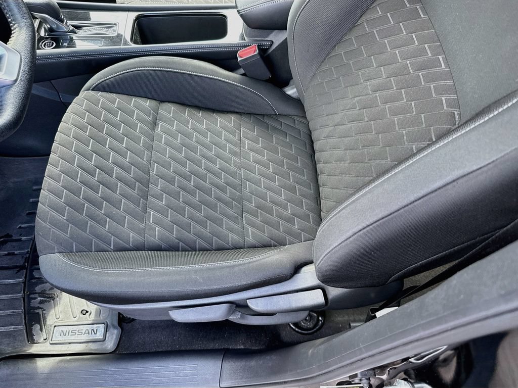 Used 2021 Nissan Kicks SV FWD image 21
