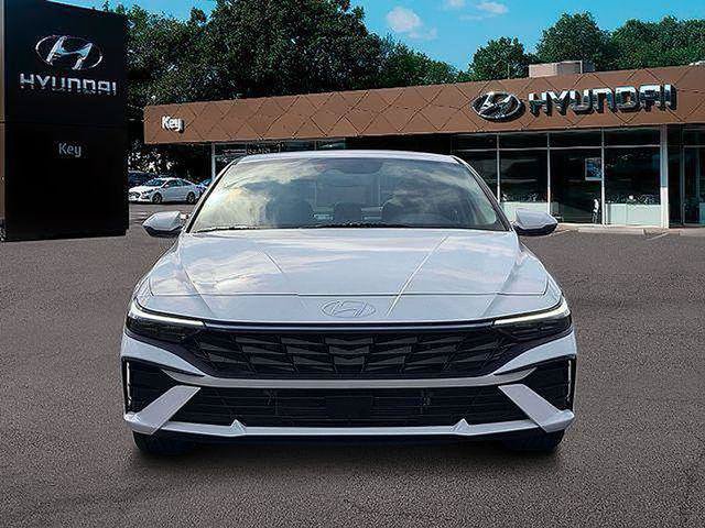 New 2026 Hyundai Elantra Limited FWD image 14