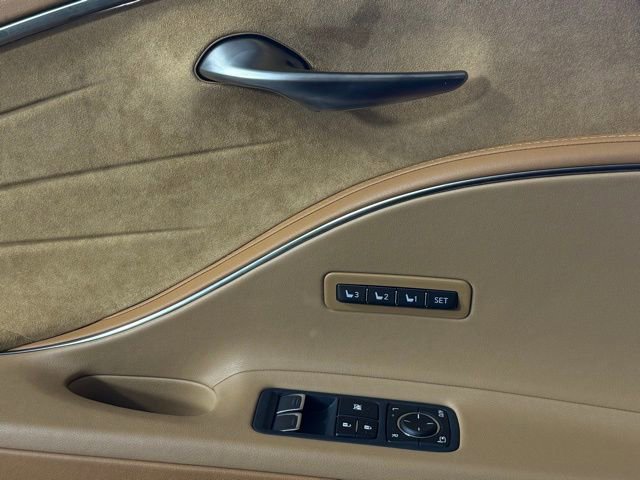 Used 2018 Lexus LC 500h w/ Touring Package image 13