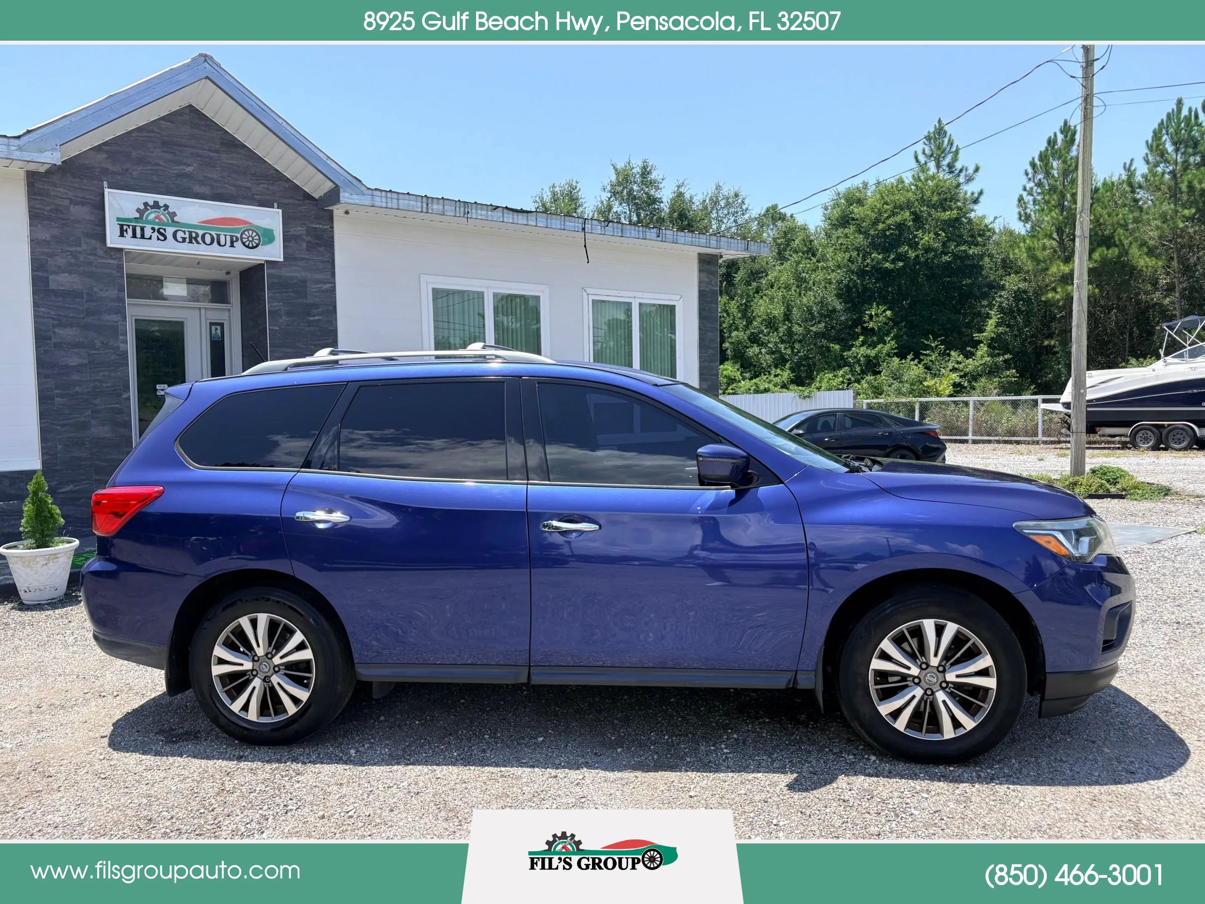 Used 2018 Nissan Pathfinder S FWD image 3