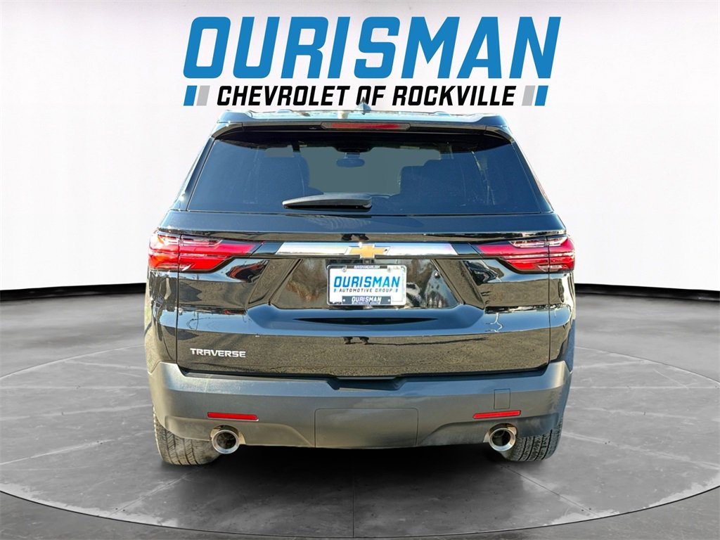 Used 2023 Chevrolet Traverse LS image 5