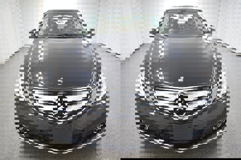 Used 2010 Mercedes-Benz E 350 Coupe image 2