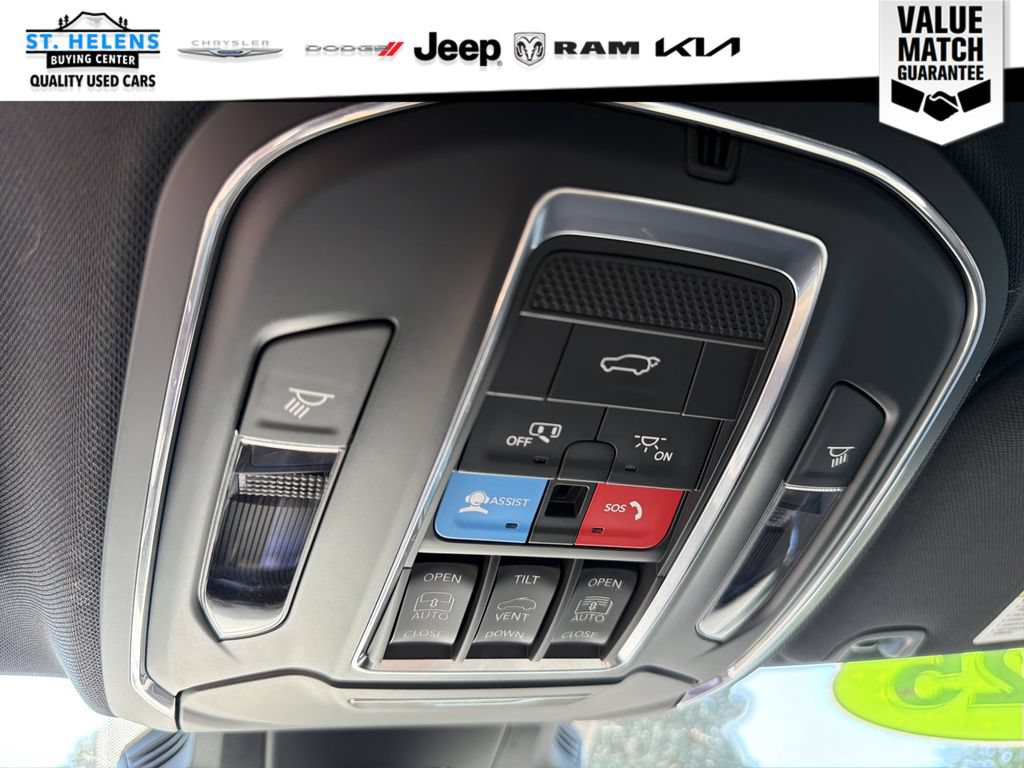 Used 2025 Jeep Wagoneer S Limited AWD/4WD image 21
