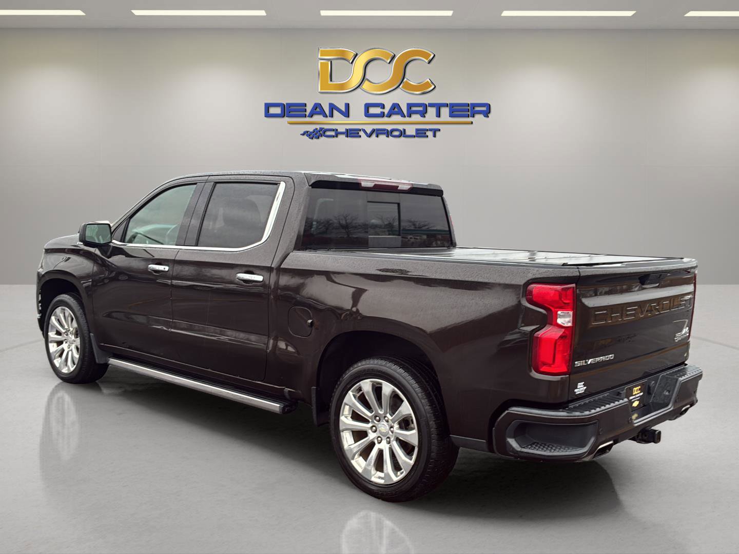 Used 2019 Chevrolet Silverado 1500 High Country w/ Trailer Camera Package image 11