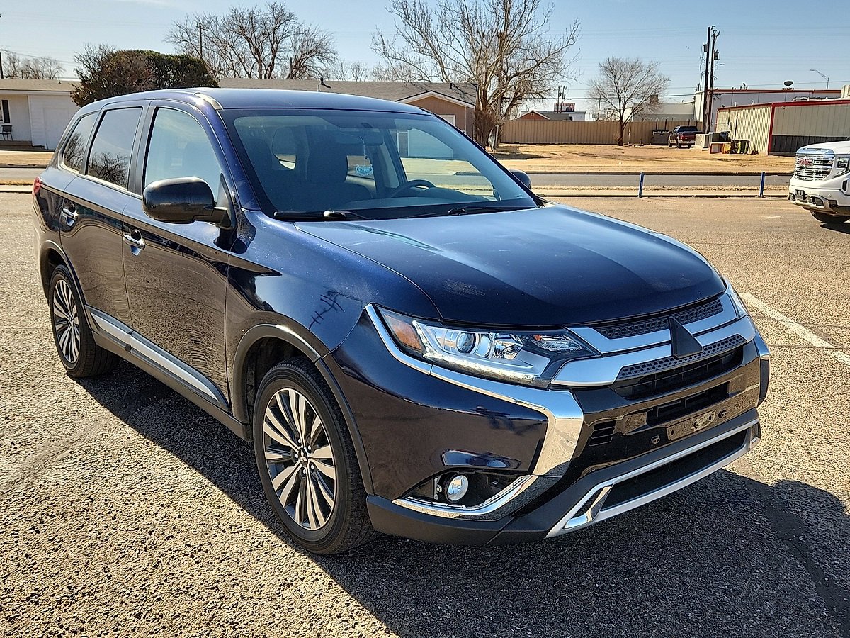Used 2019 Mitsubishi Outlander ES image 4