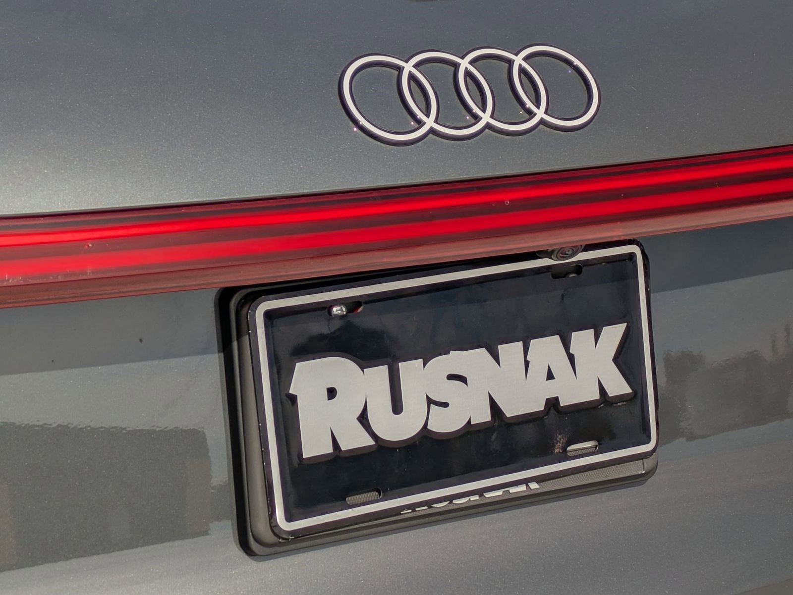 Used 2025 Audi Q5 Premium w/ Convenience Package image 19