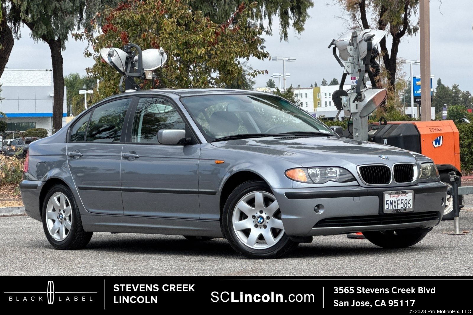 Used 2005 BMW 325i Sedan